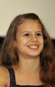 Елена Новакова