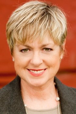 Elizabeth Macrae