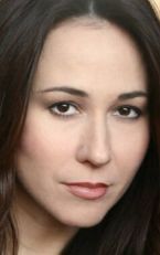 Лора Каннингэм