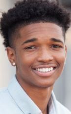 Айзиа Р. Хилл