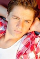 Нэйтан Варнсон