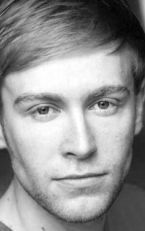 Райли Джонс