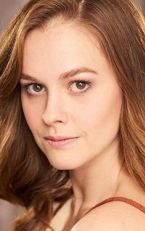Julia Vally
