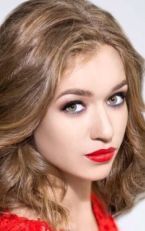 Полина Слепакова