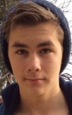 Том Фостер