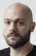 Дане Комлиен