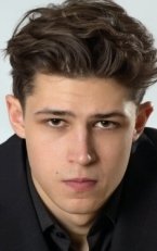 Арсений Гусев