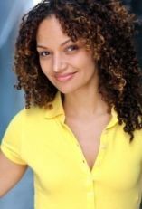 Стефани Александр