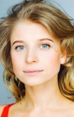 Алёна Артёмова