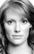 Клер Фостер