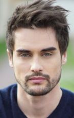 Стивен Мана