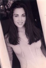 Элизабет Левин