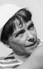 Симона Кусто