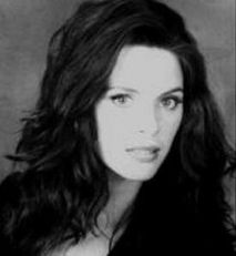 Наташа Хови
