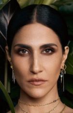 Мэгги Азарзар