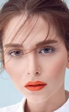 Эзги Асароглу