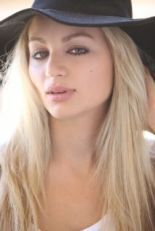 Natassia Halabi