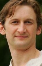 Денис Суханов