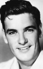 Джеймс Бест