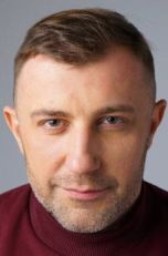 Роман Богданов