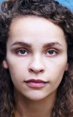 Айола Эванс