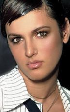 Коринне Жига