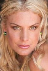 Келли Грейсон