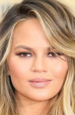 Крисси Тиган