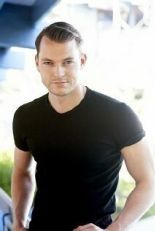 Майкл Билингтон