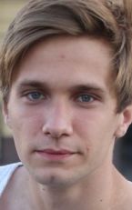 Владимир Петров